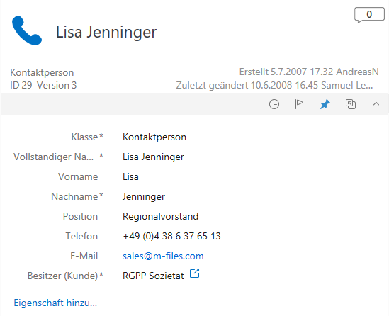 Metadatenkarte in M-Files: Eigenschaften eines Eintrags wie Klasse, Name, Telefon und E-Mail, dazu die Verknüpfung mit dem zugehörigen Kunden. Beispieldaten von M-Files.
